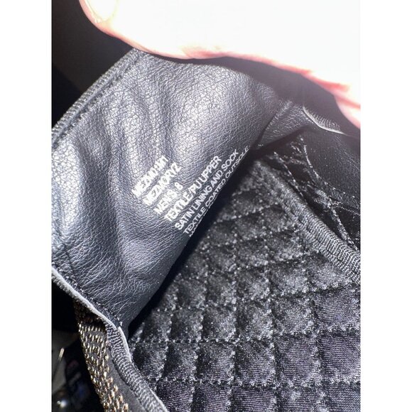 Steve Madden Men's Mezmoryz Stud Smoking Slipper - Black/gold, Size 8 - NO BOX - Picture 4 of 5